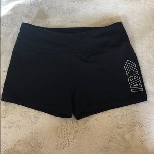 I am becoming size M shorts